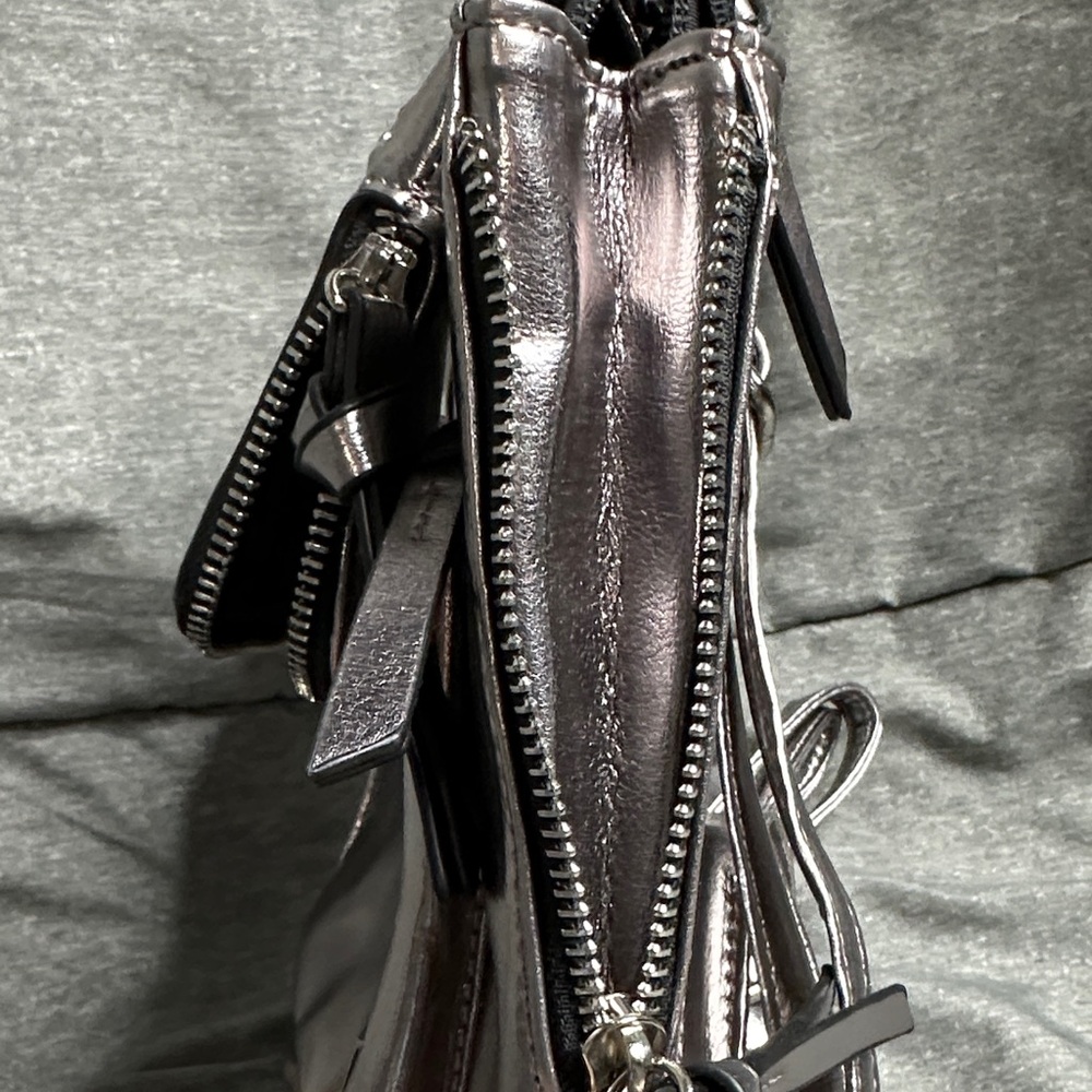 Houston Rockets FISLL Metallic Mini Backpack multiple zipper pockets - Picture 9 of 14